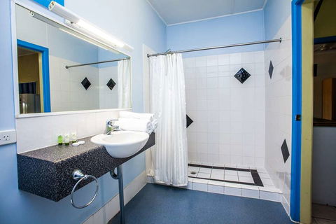 Darra Motel And Conference Centre - Sunshine Coast Guide 10