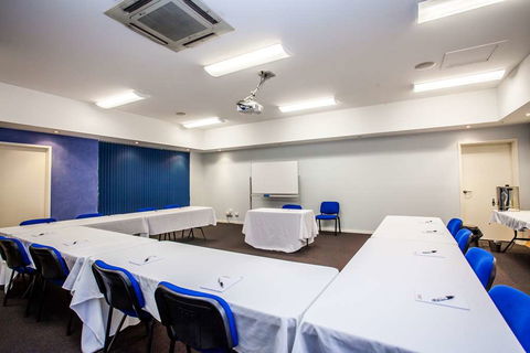 Darra Motel And Conference Centre - Sunshine Coast Guide 16