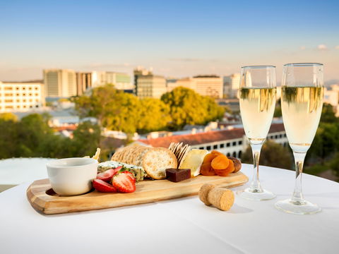 Novotel Canberra - Sunshine Coast Guide 2