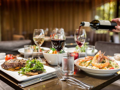 Novotel Canberra - Sunshine Coast Guide 9