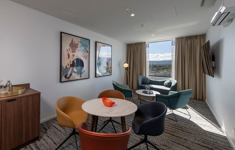 TRYP by Wyndham Pulteney Street - Sunshine Coast Guide 12