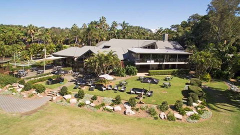 BreakFree Aanuka Beach Resort - Sunshine Coast Guide 1
