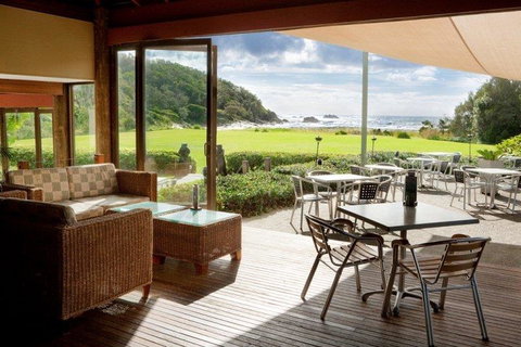BreakFree Aanuka Beach Resort - Sunshine Coast Guide 8