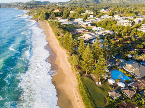 Nautilus Beachfront Villas & Spa - Sunshine Coast Guide 0