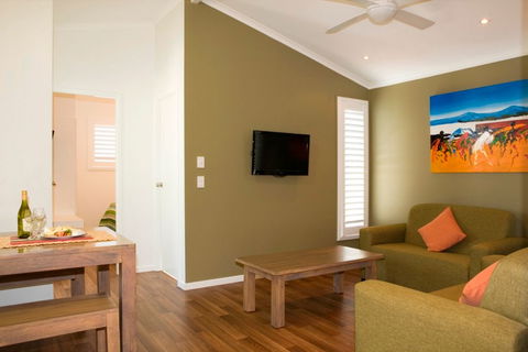 Darlington Beach Resort And Holiday Park - Sunshine Coast Guide 1
