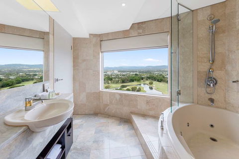 RACV Royal Pines Resort - Sunshine Coast Guide 3