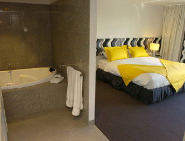 Zero Davey Apartment Hotel - Sunshine Coast Guide 3