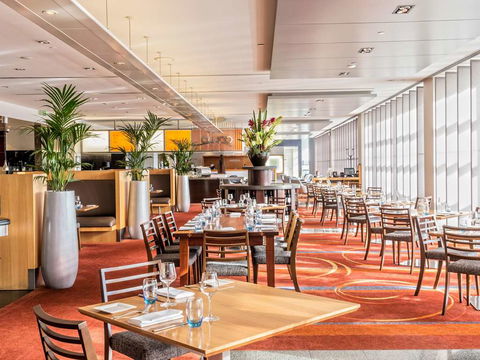 PARKROYAL Melbourne Airport - Sunshine Coast Guide 10