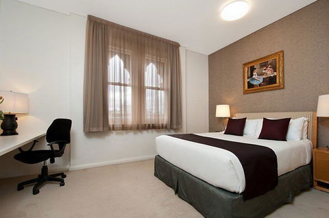 Adabco Boutique Hotel - Sunshine Coast Guide 3