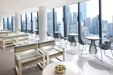 Crown Metropol Melbourne - Sunshine Coast Guide 13