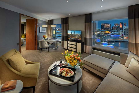 Crown Towers Melbourne - Sunshine Coast Guide 11