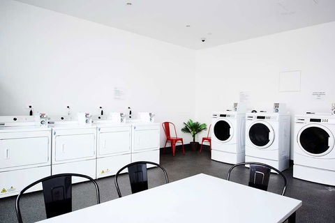 Essence Hotel Carlton - Sunshine Coast Guide 9