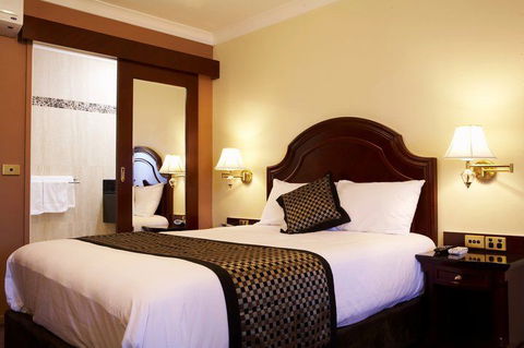 Albury Georgian - Sunshine Coast Guide 2