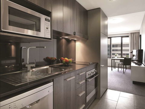 Adina Apartment Hotel Sydney Airport - Sunshine Coast Guide 5