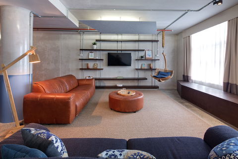 Zara Tower Serviced Apartments - Sunshine Coast Guide 3