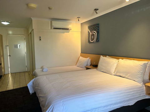 Aurora Alice Springs - Sunshine Coast Guide 17