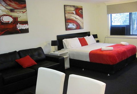 Apartments Of Flemington - Sunshine Coast Guide 0