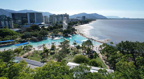 Pacific Hotel Cairns - Sunshine Coast Guide 0