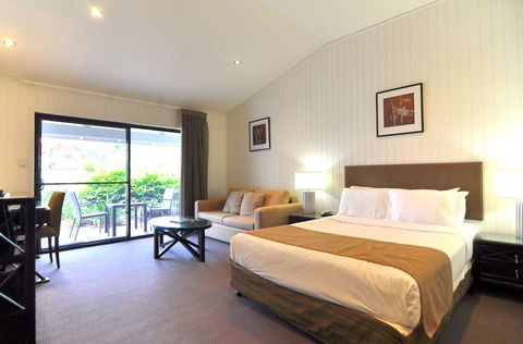 Mission Beach Resort - Sunshine Coast Guide 2