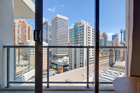 Zara Tower Serviced Apartments - Sunshine Coast Guide 2