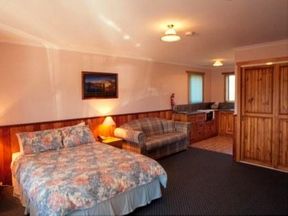 Kentish Hills Retreat - Sunshine Coast Guide 1