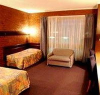 Albury Townhouse Motel - Sunshine Coast Guide