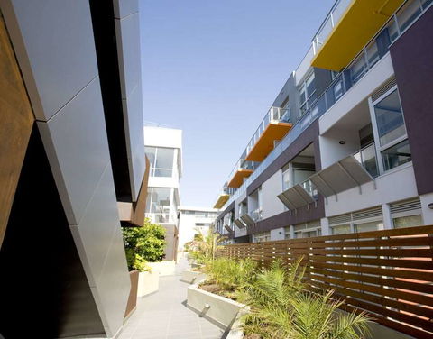 Apartments Ink - Sunshine Coast Guide 1