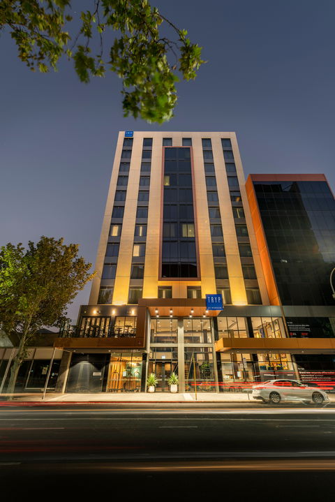 TRYP by Wyndham Pulteney Street - Sunshine Coast Guide 2