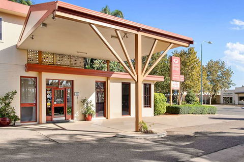 Econo Lodge Griffith Motor Inn - Sunshine Coast Guide 1
