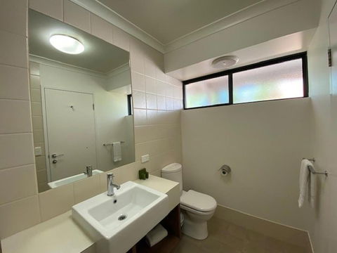 Margarets in Town Apartments - Sunshine Coast Guide 12