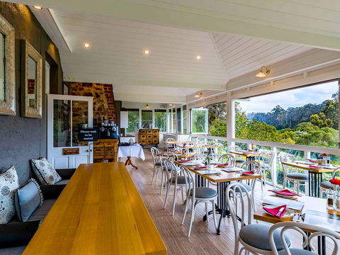 Grand Mercure Basildene Manor - Sunshine Coast Guide 14