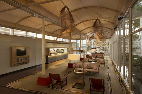 Sails In The Desert Hotel - Sunshine Coast Guide 4