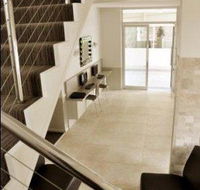 City Oasis Inn - Sunshine Coast Guide