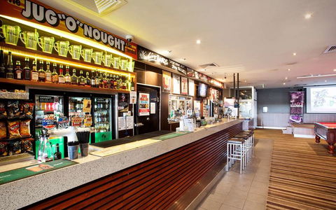 Dalrymple Motel - Sunshine Coast Guide 9