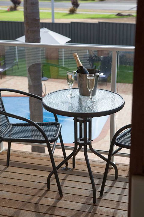Royal Palms Resort By Nightcap - Sunshine Coast Guide 16