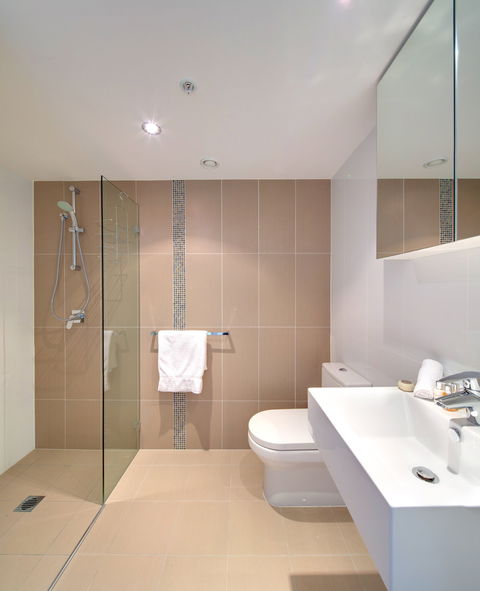 Zara Tower Serviced Apartments - Sunshine Coast Guide 8