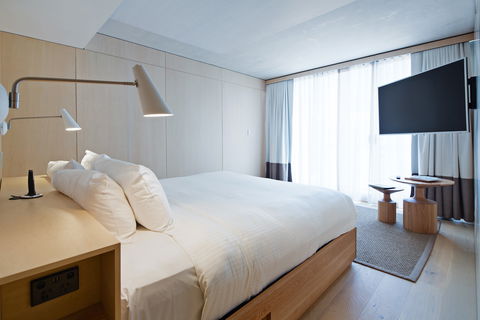 Zara Tower Serviced Apartments - Sunshine Coast Guide 16