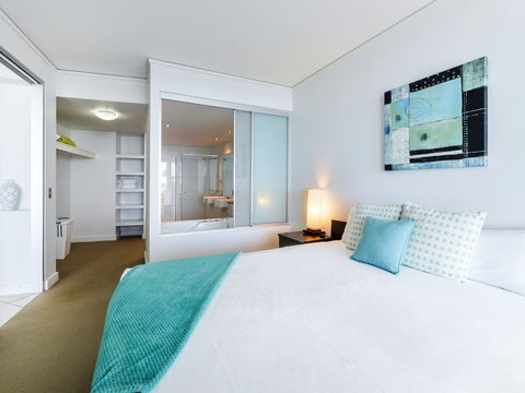 Grand Mercure Apartments Bargara - Sunshine Coast Guide 5