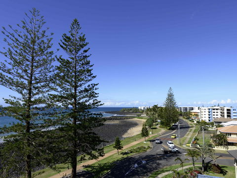 Grand Mercure Apartments Bargara - Sunshine Coast Guide 11