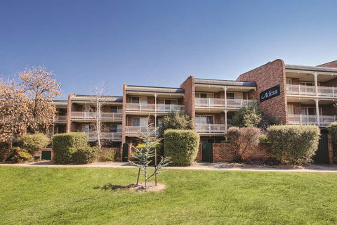 Adina Serviced Apts Canberra Kingston - Sunshine Coast Guide 0