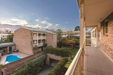 Adina Serviced Apts Canberra Kingston - Sunshine Coast Guide 4