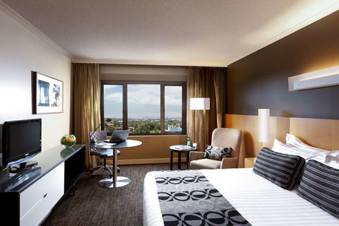 PARKROYAL Parramatta - Sunshine Coast Guide 16