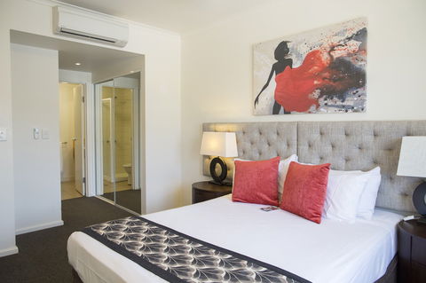 Metro Advance Apartments & Hotel - Sunshine Coast Guide 7