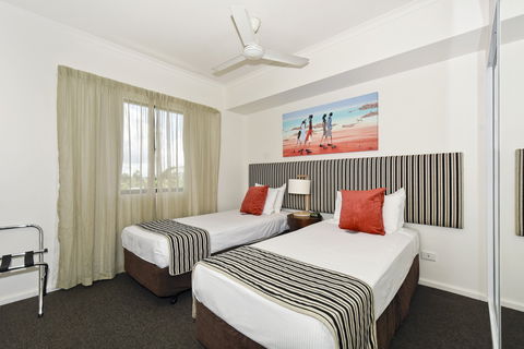 Metro Advance Apartments & Hotel - Sunshine Coast Guide 9