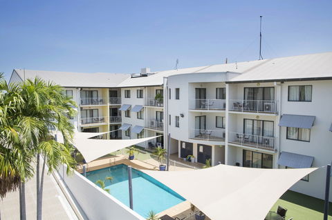 Metro Advance Apartments & Hotel - Sunshine Coast Guide 14