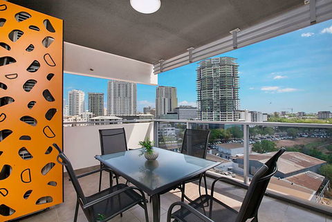 Ramada Suites Zen Quarter Darwin - Sunshine Coast Guide 13