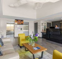 H on Mitchell Apartment Hotel - Sunshine Coast Guide