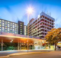 H on Smith Hotel - Sunshine Coast Guide