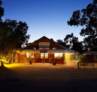 Outback Hotel  Lodge - Sunshine Coast Guide