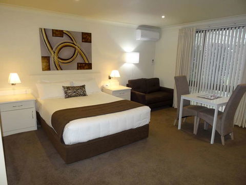 Zig Zag Motel - Sunshine Coast Guide 2